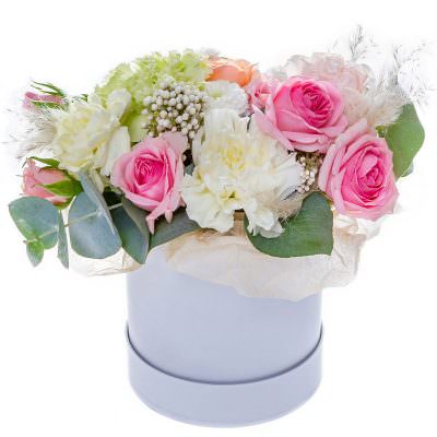 Цветочная композиция в коробке «Свежесть утра»